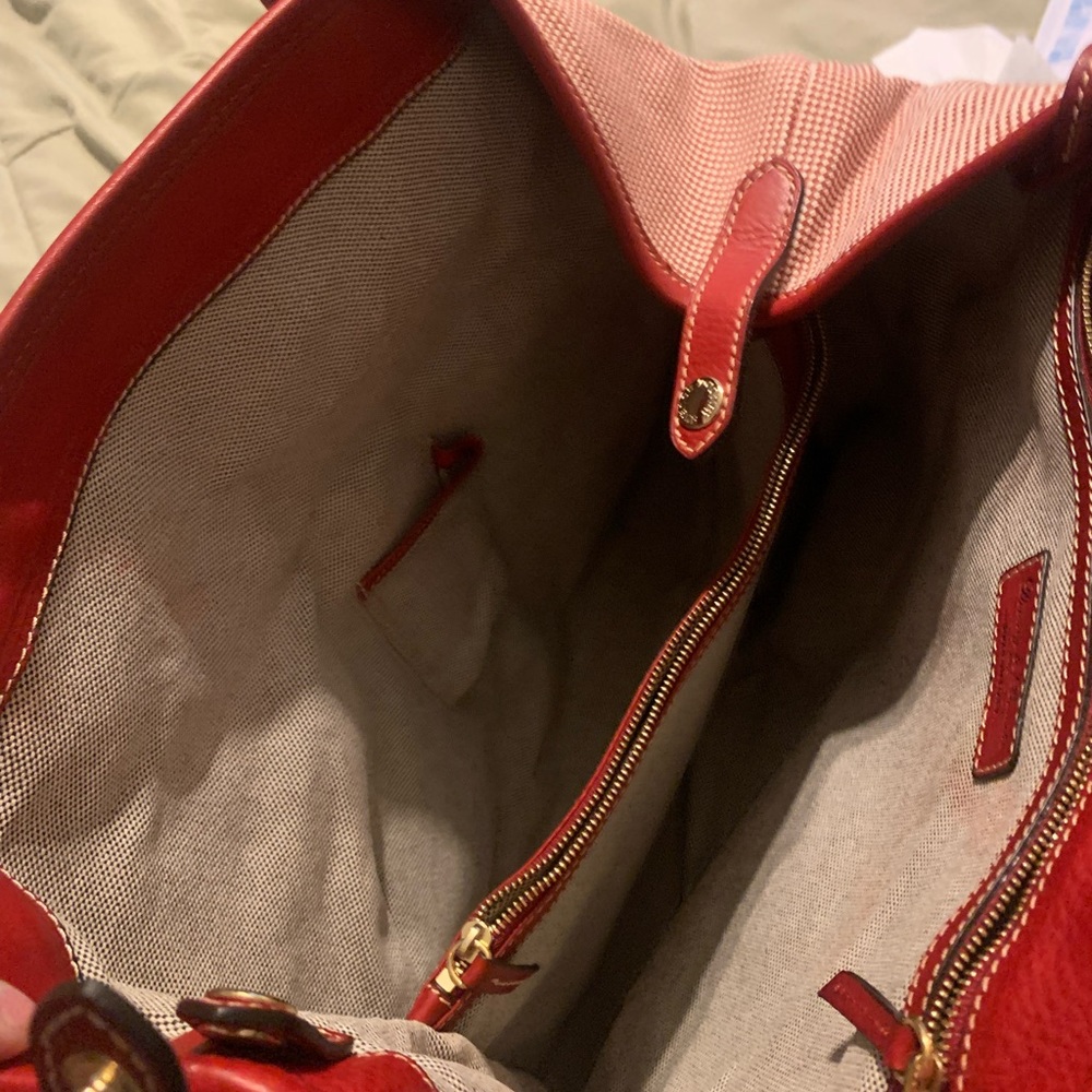 Dooney and Bourke bag/tote - Picture 2 of 3